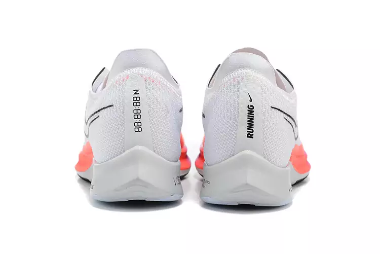 nike zoomx streakfly proto blanc orange3